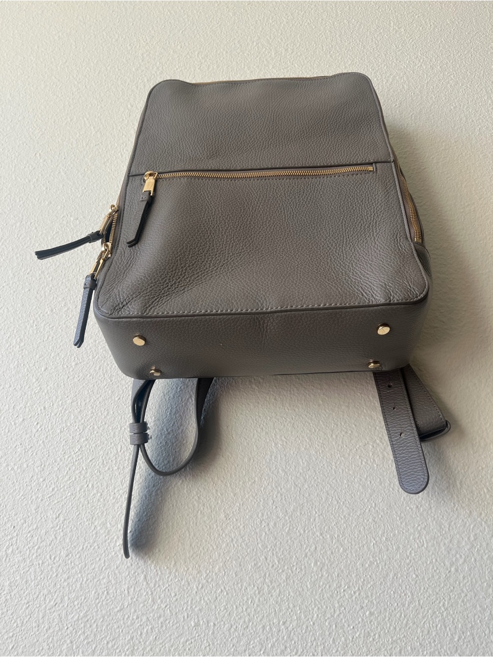 Quince Marlow Leather Laptop Backpack with Gold Hardware - Picture 12 of 12